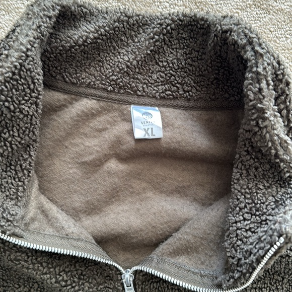 Senita Athletics teddy bomber zip up - XL - Picture 3 of 5